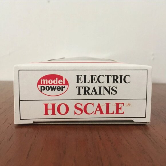 NEW Model Power Tootsie Roll Pops HO Scale Flatbed Cargo Electric Train Limited - Picture 2 of 2